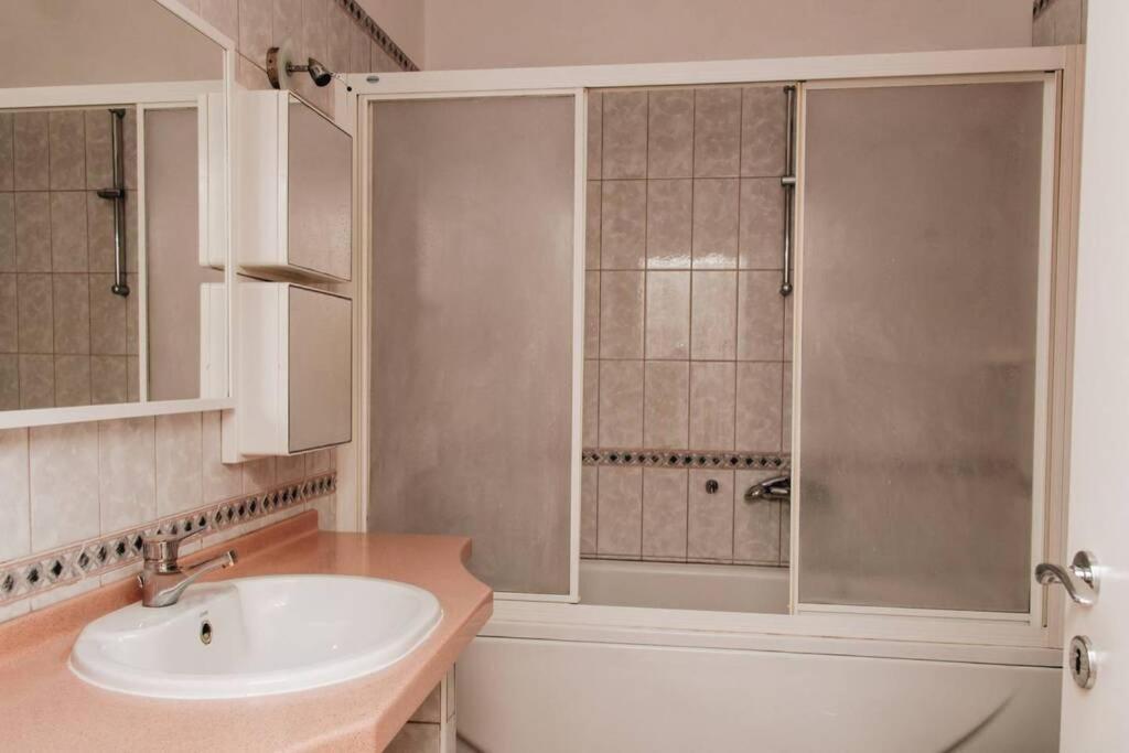 Cosy Apartment In A Quiet Neighborhood Zadar Dış mekan fotoğraf